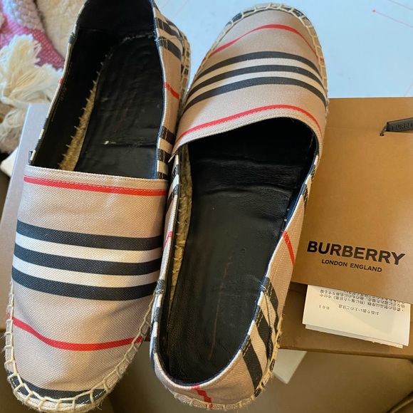 Authentic Burberry Icon Stripe Espadrilles size 37.5 - Picture 7 of 11